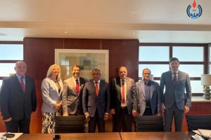 NOC explores cooperation with Chevron in London talks